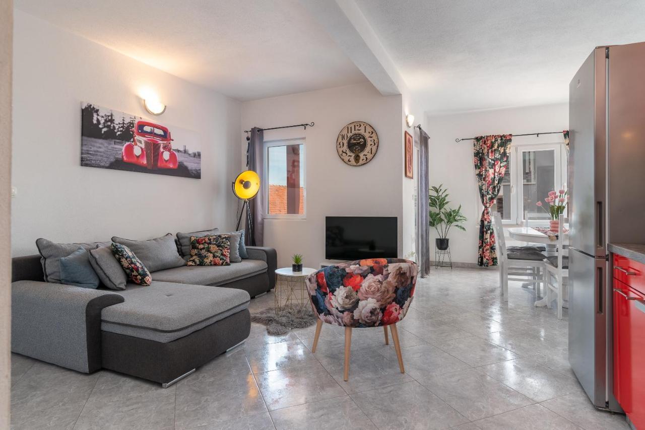 Holiday Villa Nostra Trogir Eksteriør billede