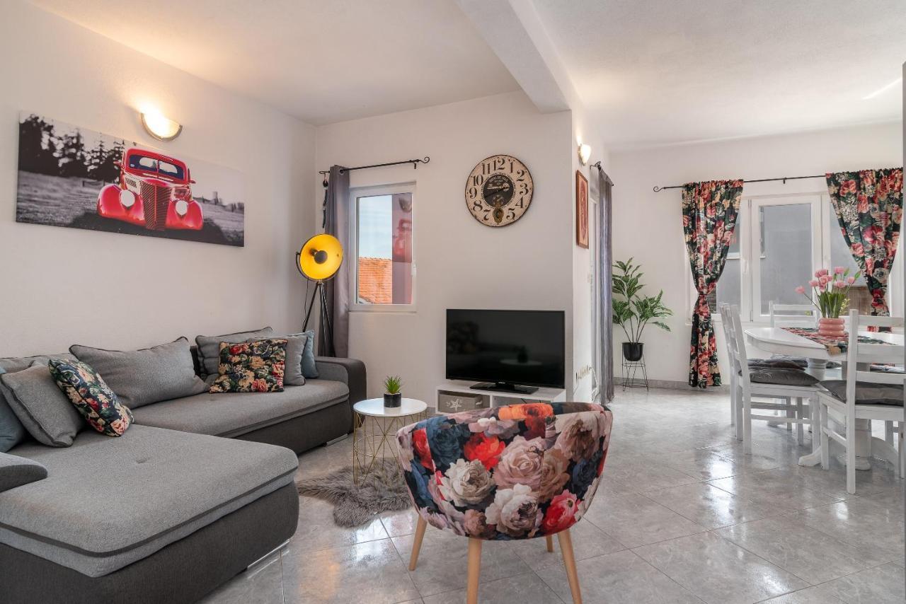 Holiday Villa Nostra Trogir Eksteriør billede